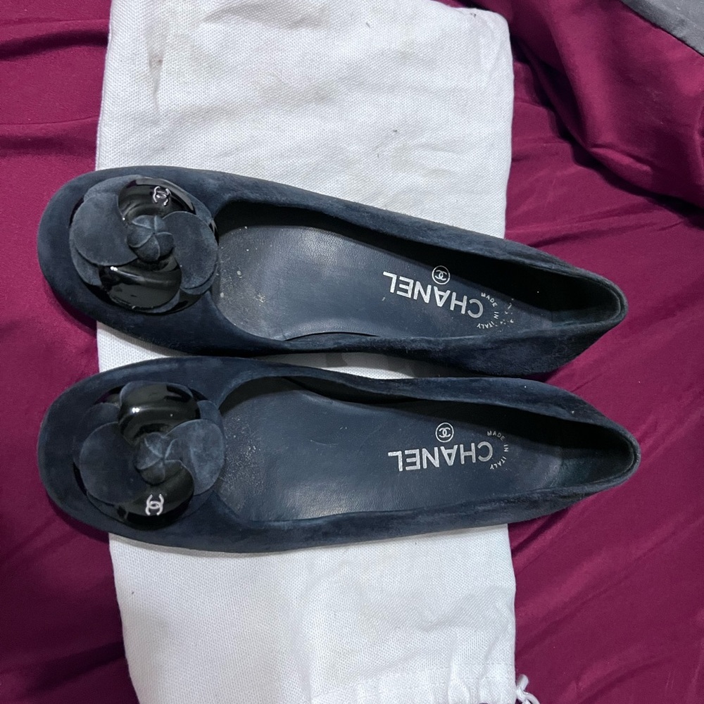 Chanel flat shoes in good condition 37 1/2